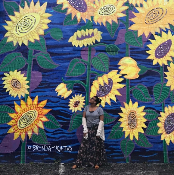 Meet your Posher, Sha - Picture 7 of 7